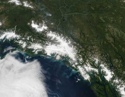 Sedimento a lo largo de la costa meridional de Alaska