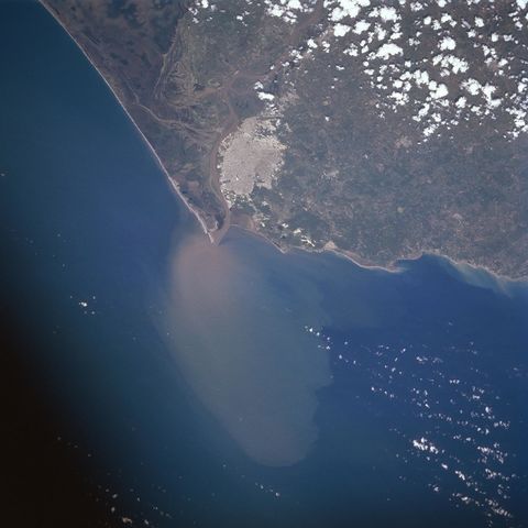 Barranquilla and the Magdalena River Mouth 1995