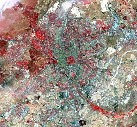 Satellite map of Madrid 2000