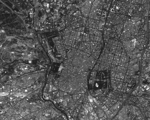 Satellite image of downtown Madrid 2001