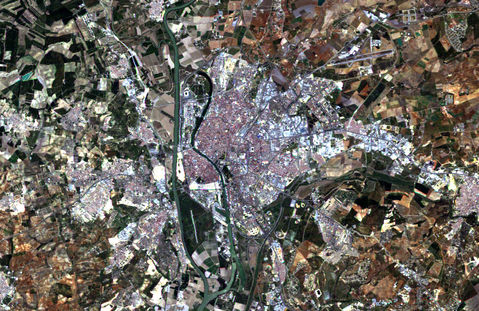 Imagen satelital de Sevilla 2004