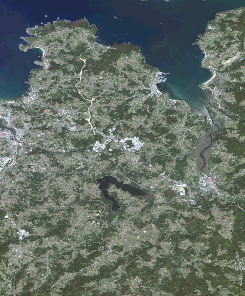 Satellite map of Oleiros