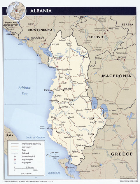 Mapa político de Albania 2008